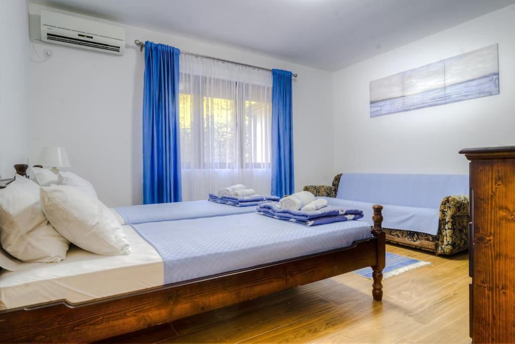 Villa Pavle'S Oasis Virpazar Exterior foto